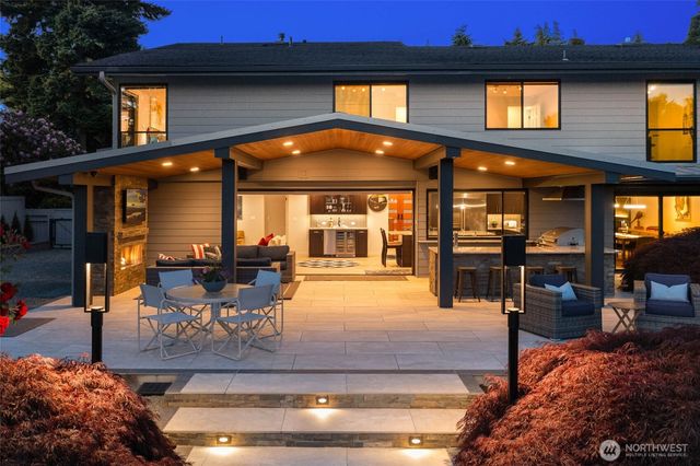 12 Columbia Key, Bellevue, WA 98006