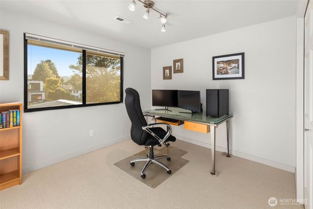 12 Columbia Key, Bellevue, WA 98006