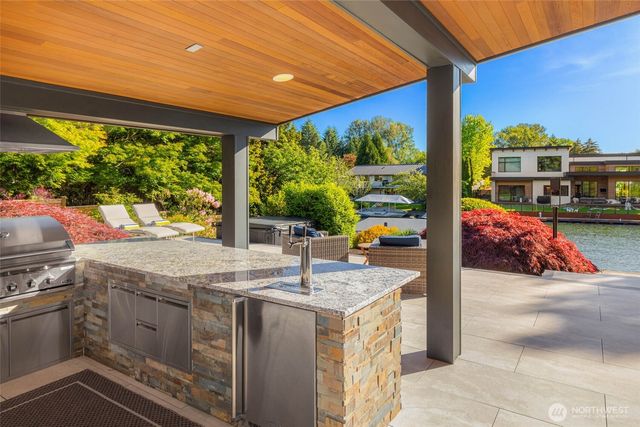 12 Columbia Key, Bellevue, WA 98006