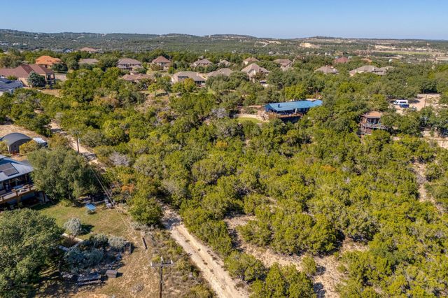 19508 Fisher LN, Spicewood, TX 78669