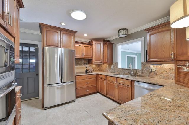 1311 ESTATEWOOD DRIVE, Brandon, FL 33510