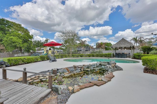 1311 ESTATEWOOD DRIVE, Brandon, FL 33510