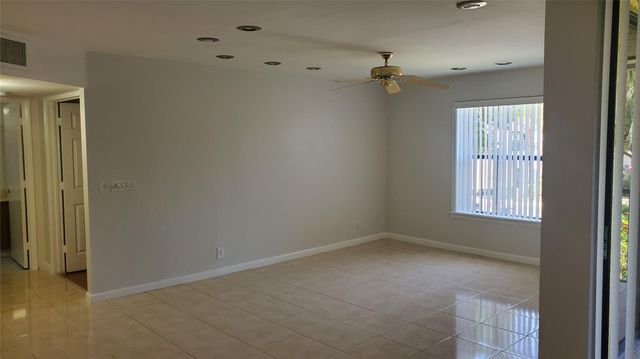 4760 NW 22nd St 42110, Coconut Creek, FL 33063