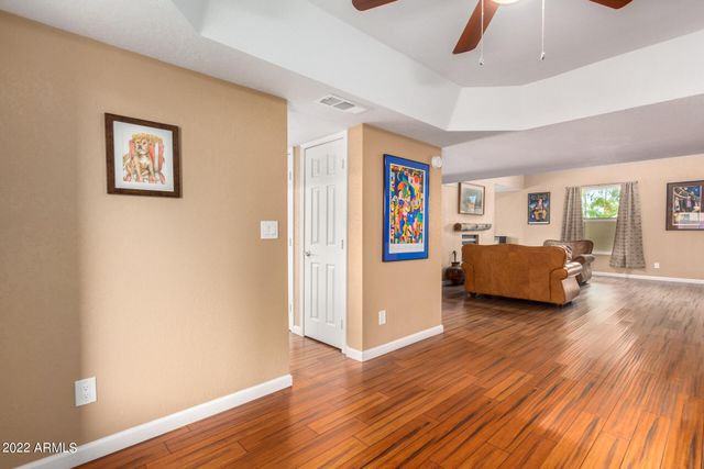 3601 E ROSEMONTE Drive, Phoenix, AZ 85050