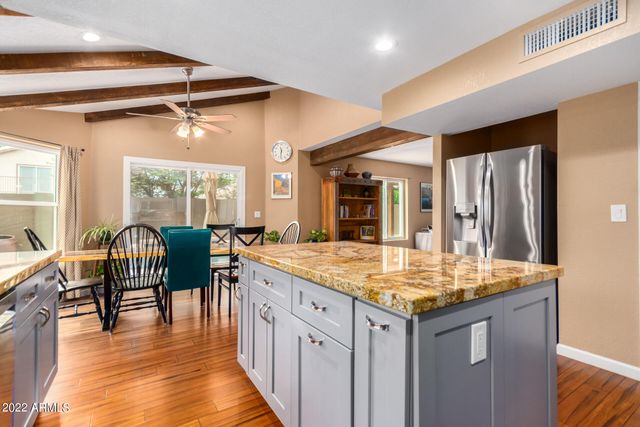3601 E ROSEMONTE Drive, Phoenix, AZ 85050