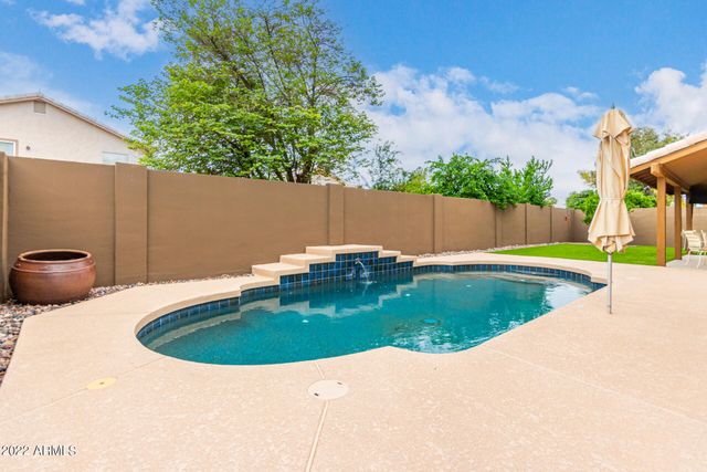 3601 E ROSEMONTE Drive, Phoenix, AZ 85050