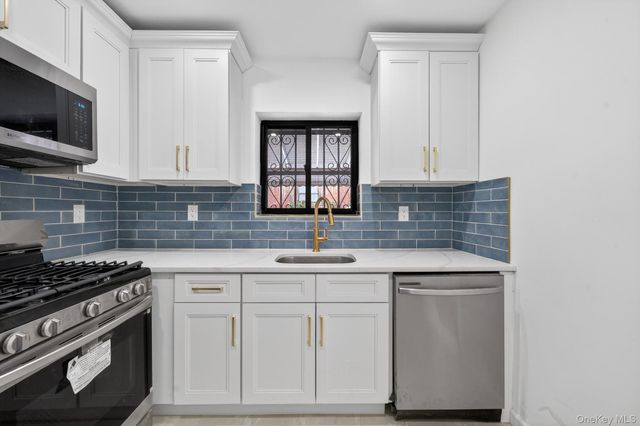 186-14 121st Avenue, Saint Albans, NY 11412