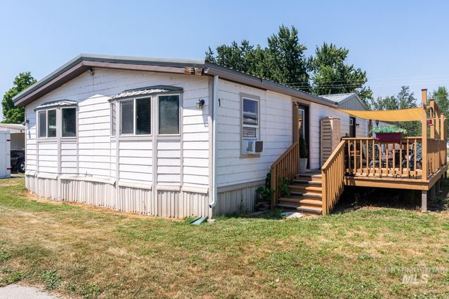 1200 Artesian Rd. 01, Eagle, ID 83616