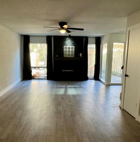 2329 W Settlers Way, The Woodlands, TX 77380