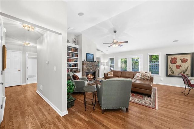 85 Winding Way, Jasper, GA 30143
