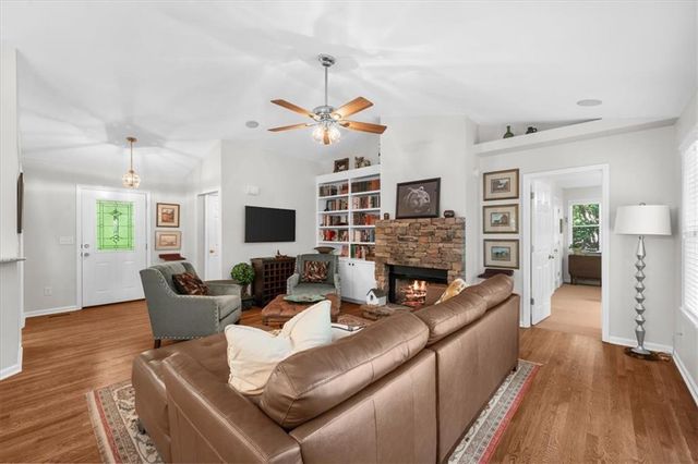 85 Winding Way, Jasper, GA 30143
