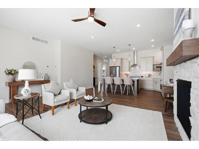 1290 Cattail Place #Villa 2, New Richmond, WI 54017