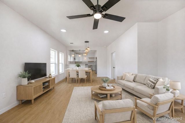 2710 Gano Street, Houston, TX 77009