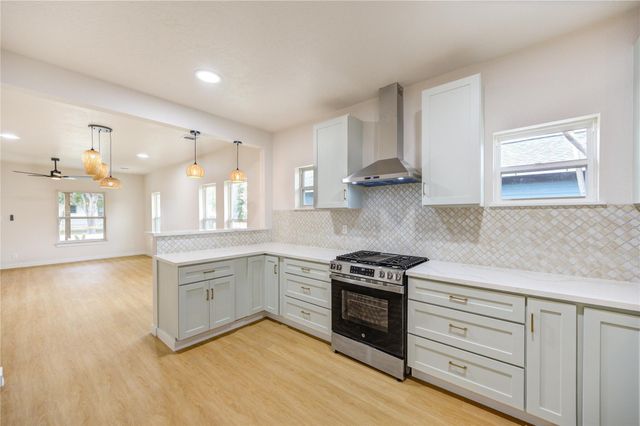 2710 Gano Street, Houston, TX 77009