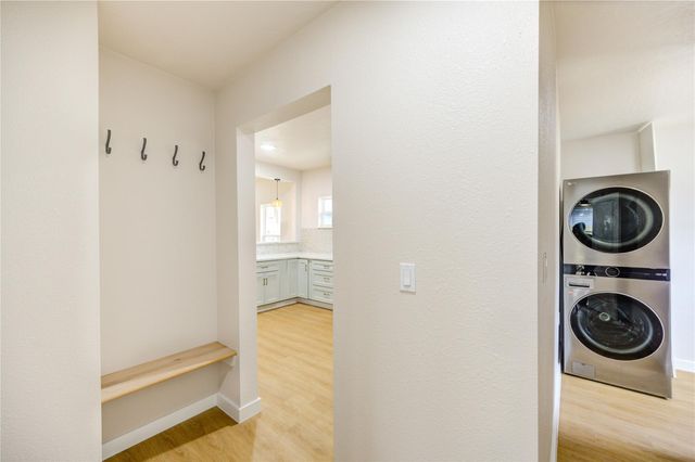 2710 Gano Street, Houston, TX 77009