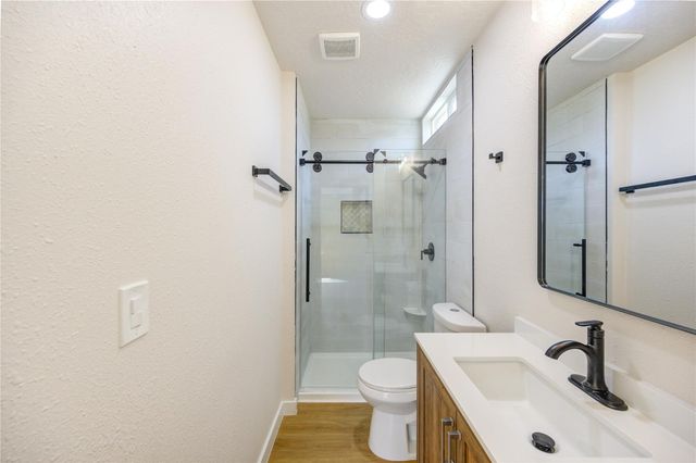 2710 Gano Street, Houston, TX 77009