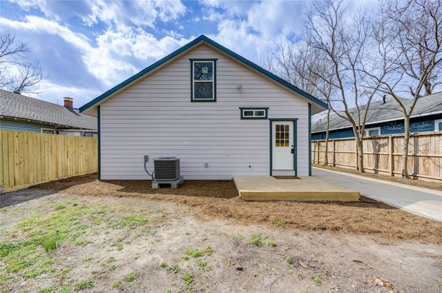 2710 Gano Street, Houston, TX 77009