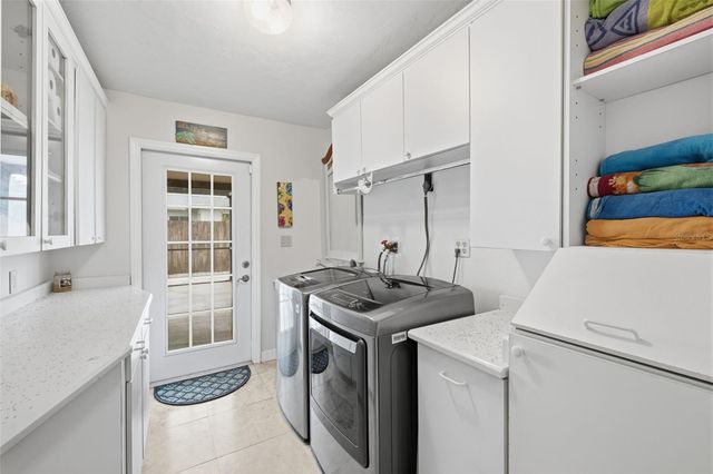 3998 22ND AVENUE N, St Petersburg, FL 33713