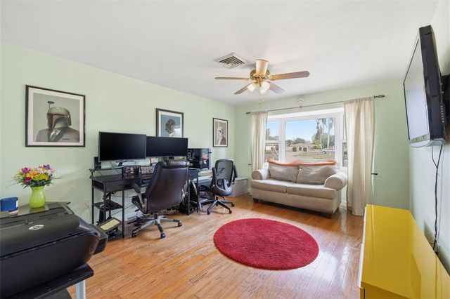 3998 22ND AVENUE N, St Petersburg, FL 33713