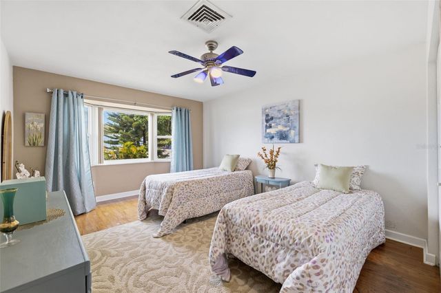 3998 22ND AVENUE N, St Petersburg, FL 33713