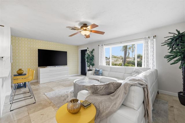 3998 22ND AVENUE N, St Petersburg, FL 33713