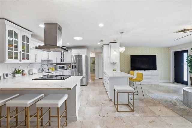 3998 22ND AVENUE N, St Petersburg, FL 33713