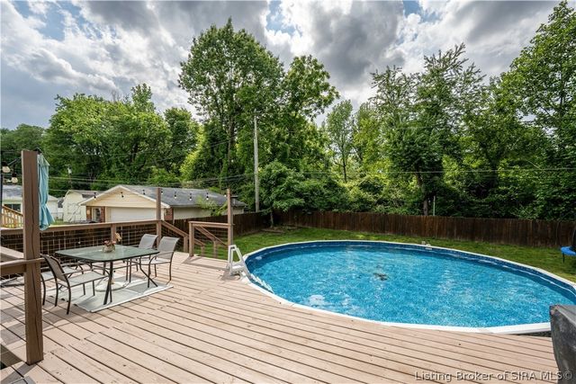 1519 Northaven Drive, Jeffersonville, IN 47130