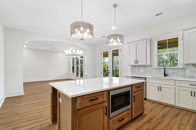 176 Cassique Creek Dr, Ridgeland, SC 29936