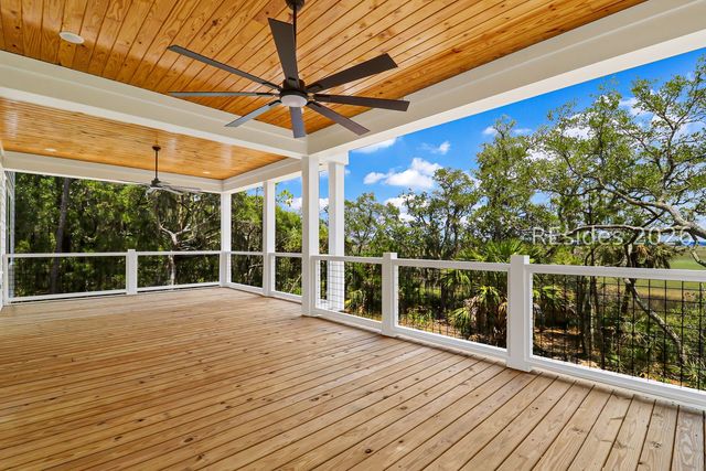176 Cassique Creek Dr, Ridgeland, SC 29936
