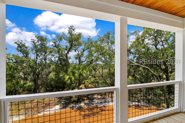 176 Cassique Creek Dr, Ridgeland, SC 29936