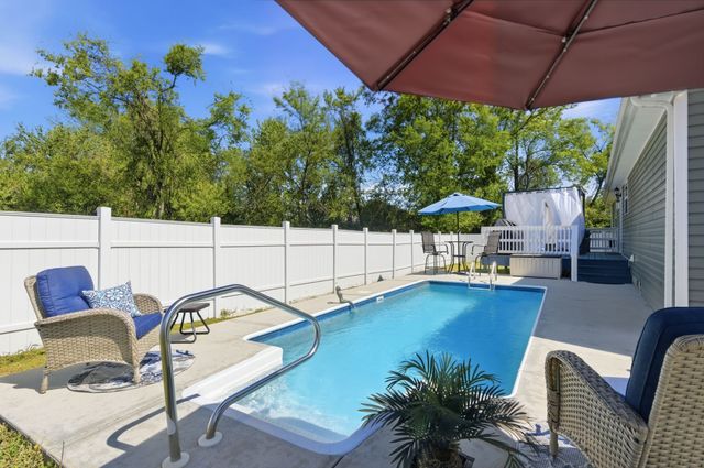 97 Troy Ct, Winchester, TN 37398