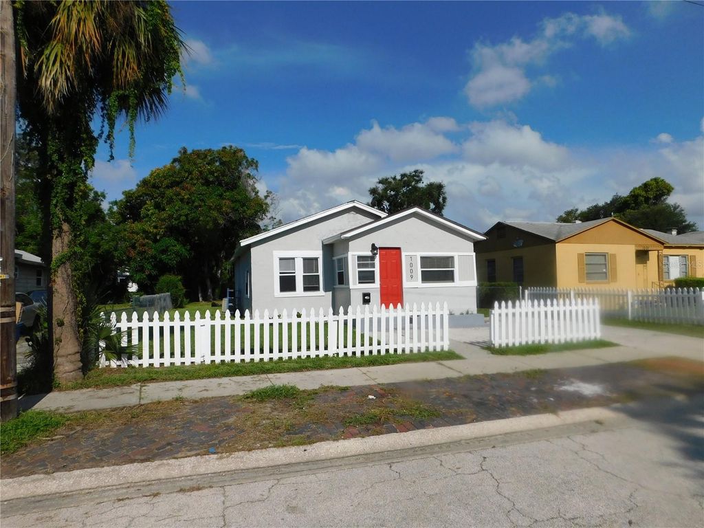 1009 17TH STREET S, St Petersburg, FL 33712