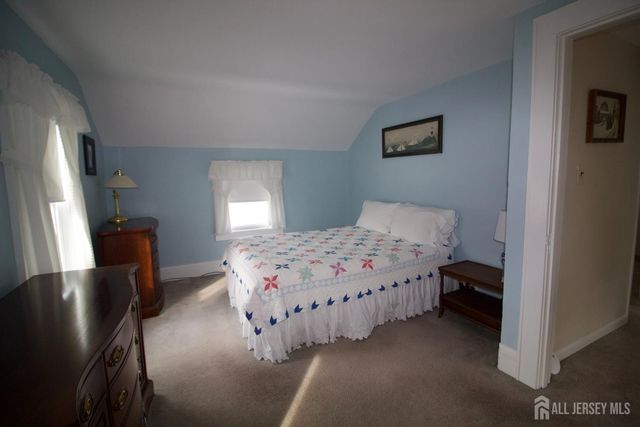 310 Sanford Avenue, Dunellen, NJ 08812