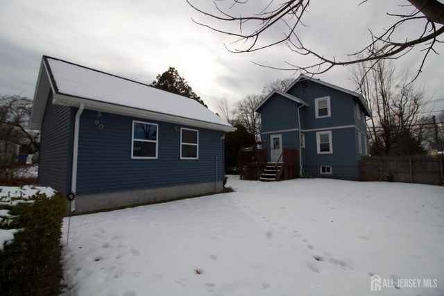 310 Sanford Avenue, Dunellen, NJ 08812