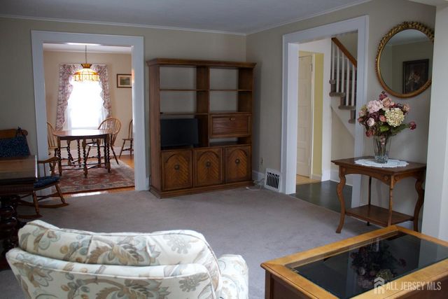 310 Sanford Avenue, Dunellen, NJ 08812