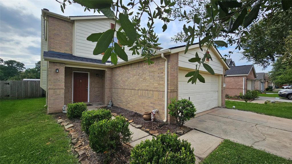 22135 Greengate Drive, Spring, TX 77389