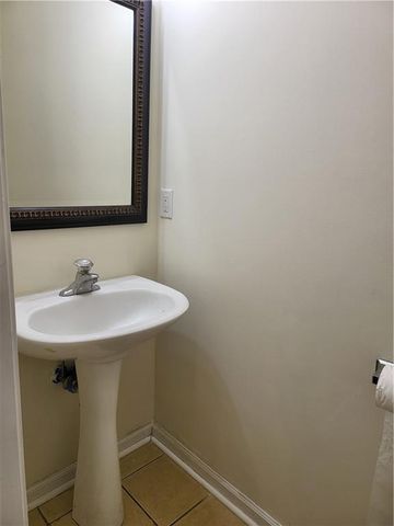 1372 Dukes Creek Drive, Kennesaw, GA 30152