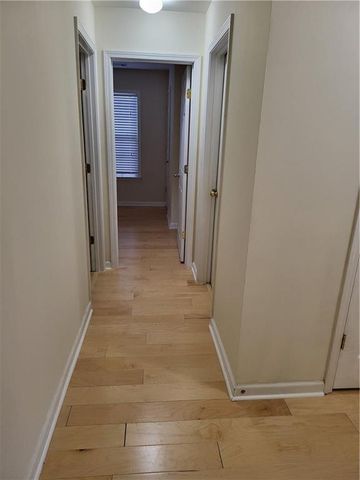 1372 Dukes Creek Drive, Kennesaw, GA 30152