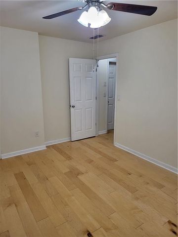 1372 Dukes Creek Drive, Kennesaw, GA 30152