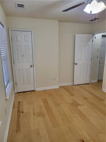 1372 Dukes Creek Drive, Kennesaw, GA 30152