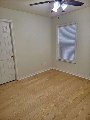 1372 Dukes Creek Drive, Kennesaw, GA 30152