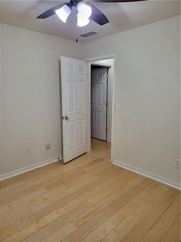 1372 Dukes Creek Drive, Kennesaw, GA 30152