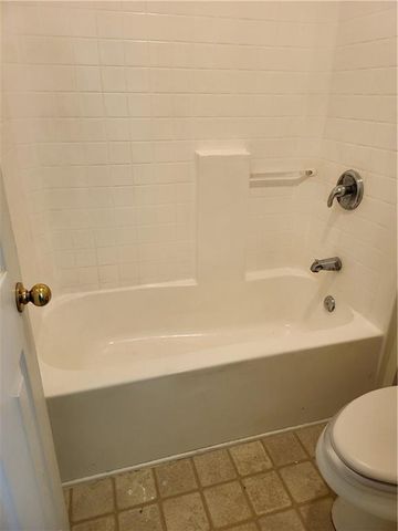 1372 Dukes Creek Drive, Kennesaw, GA 30152