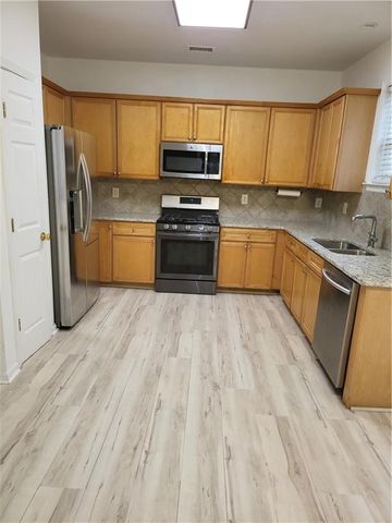 1372 Dukes Creek Drive, Kennesaw, GA 30152