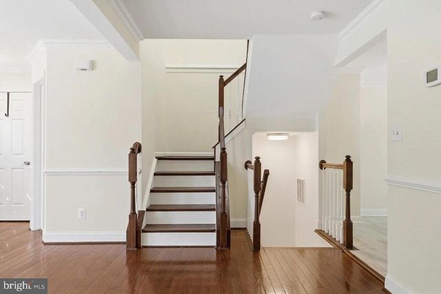6317 LITTLEFIELD, Centreville, VA 20121