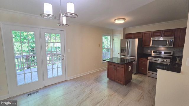6317 LITTLEFIELD, Centreville, VA 20121