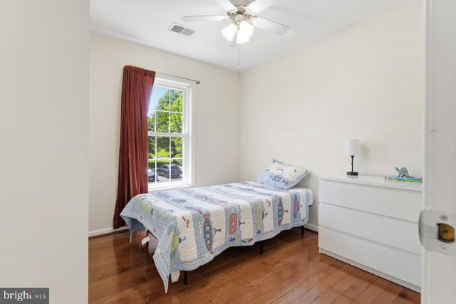 6317 LITTLEFIELD, Centreville, VA 20121