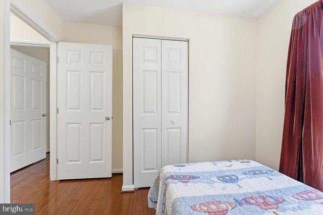 6317 LITTLEFIELD, Centreville, VA 20121