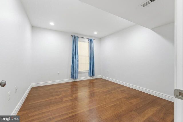 6317 LITTLEFIELD, Centreville, VA 20121