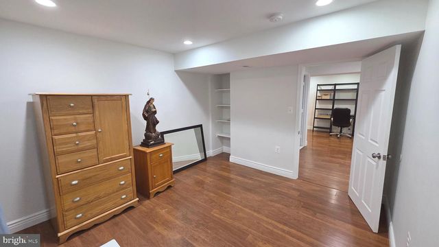 6317 LITTLEFIELD, Centreville, VA 20121